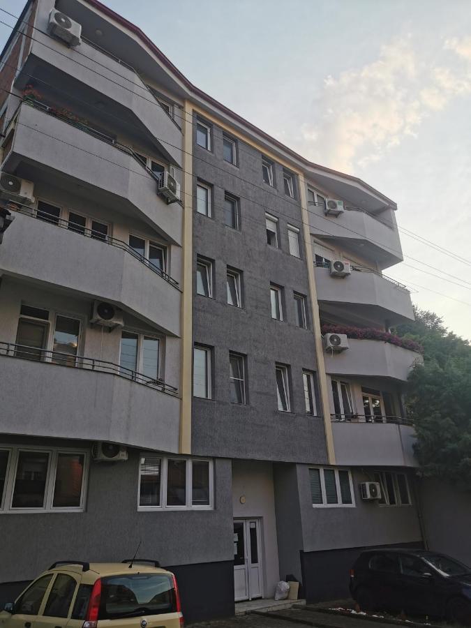 Zagrebska Flat Skopje Exterior photo