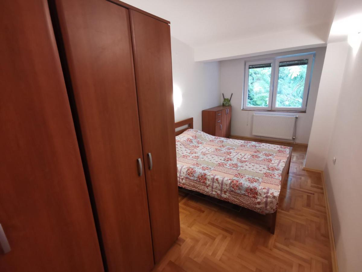 Zagrebska Flat Skopje Exterior photo