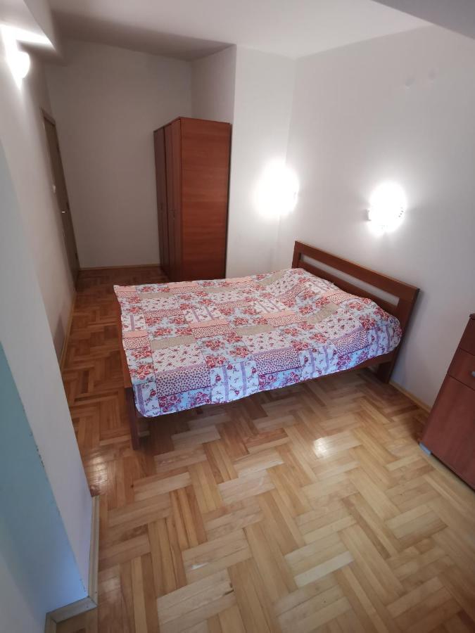 Zagrebska Flat Skopje Exterior photo